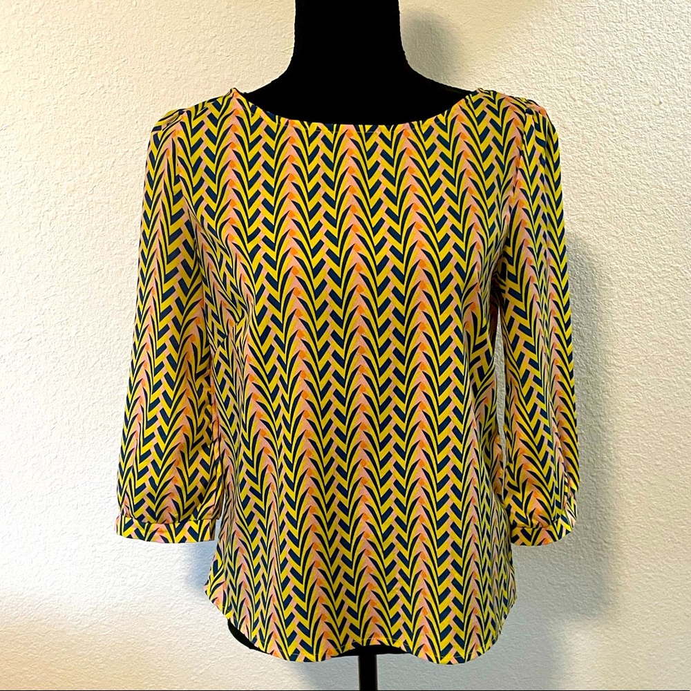 Maude size small top